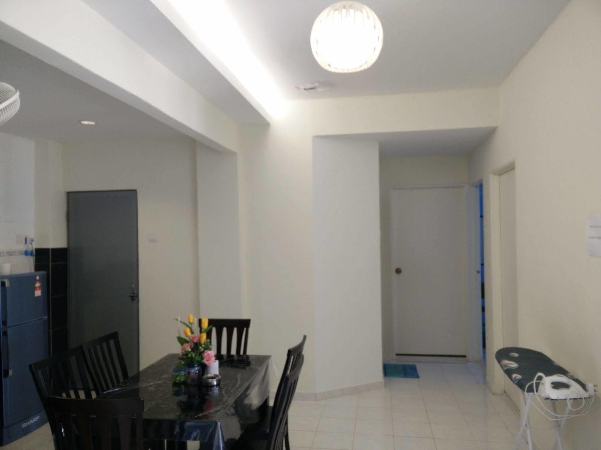 H&A Guest House Malacca Exteriör bild