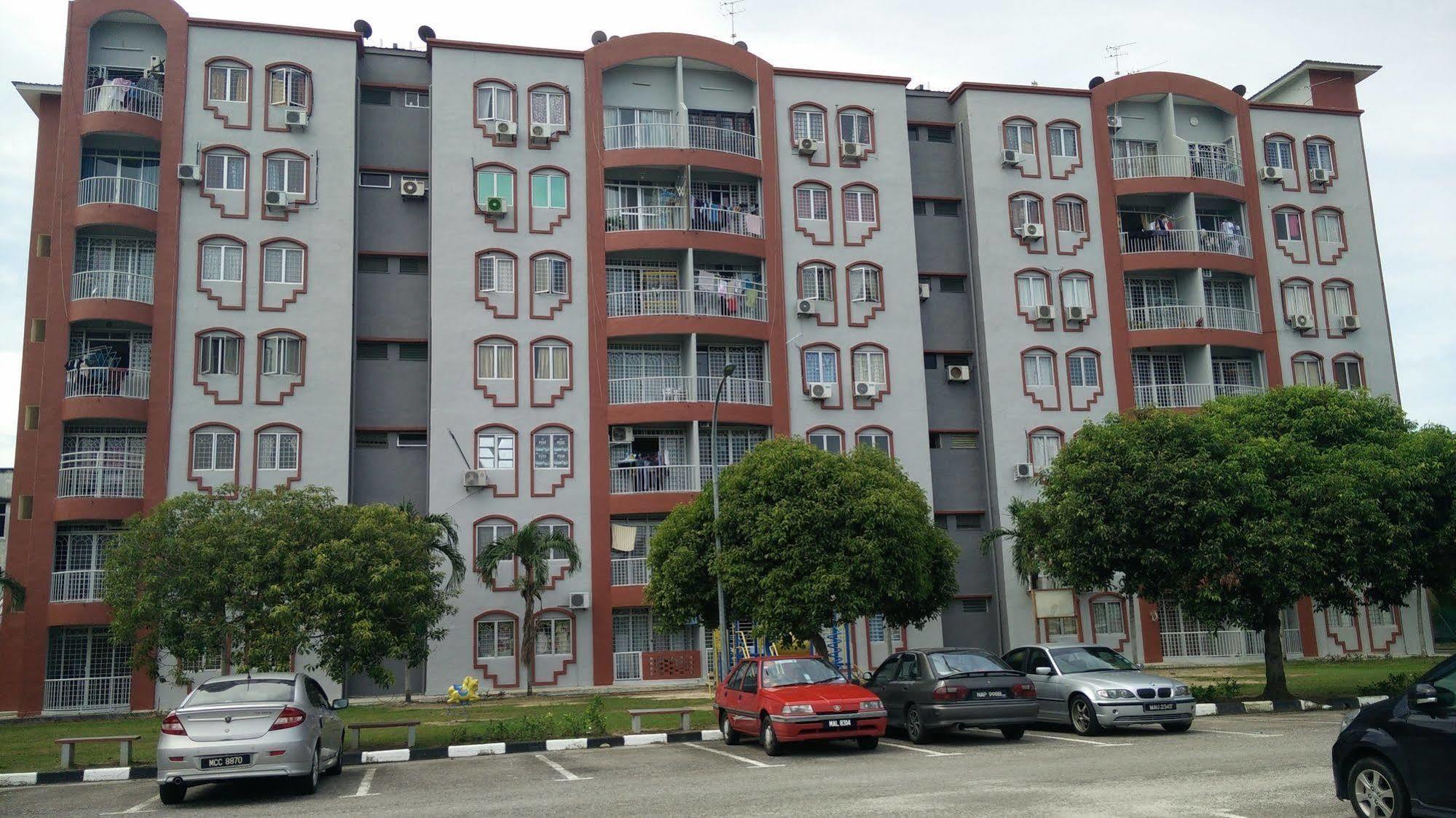 H&A Guest House Malacca Exteriör bild