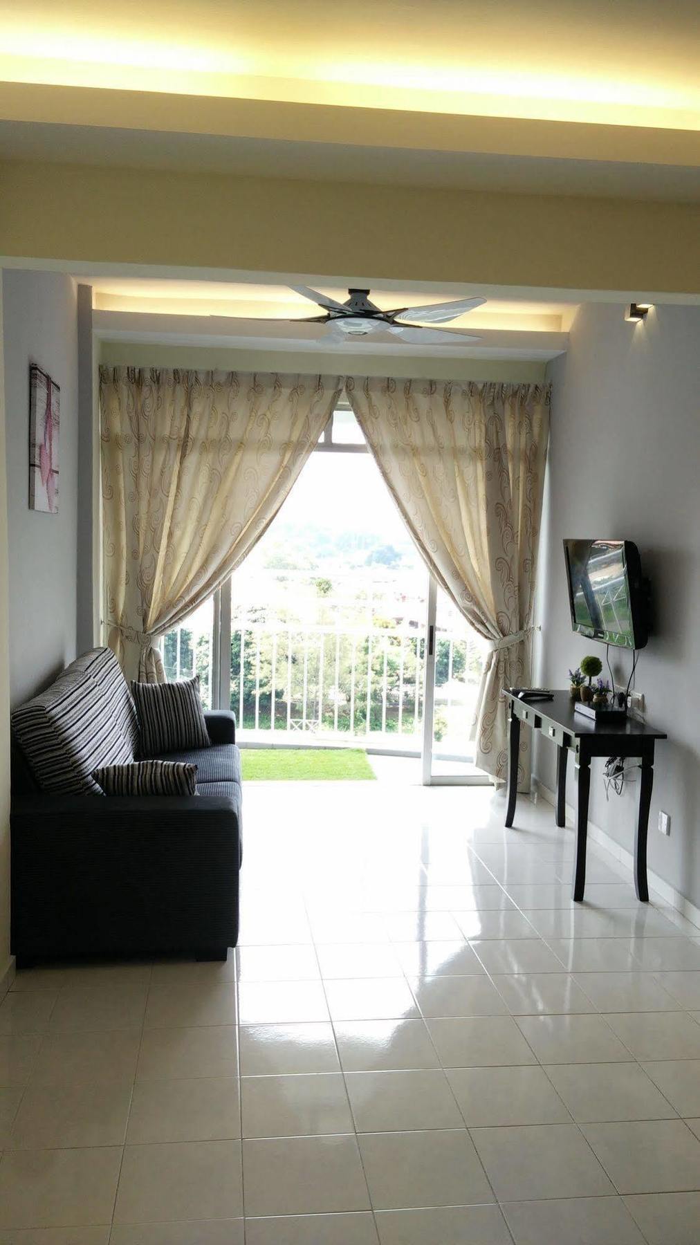 H&A Guest House Malacca Exteriör bild