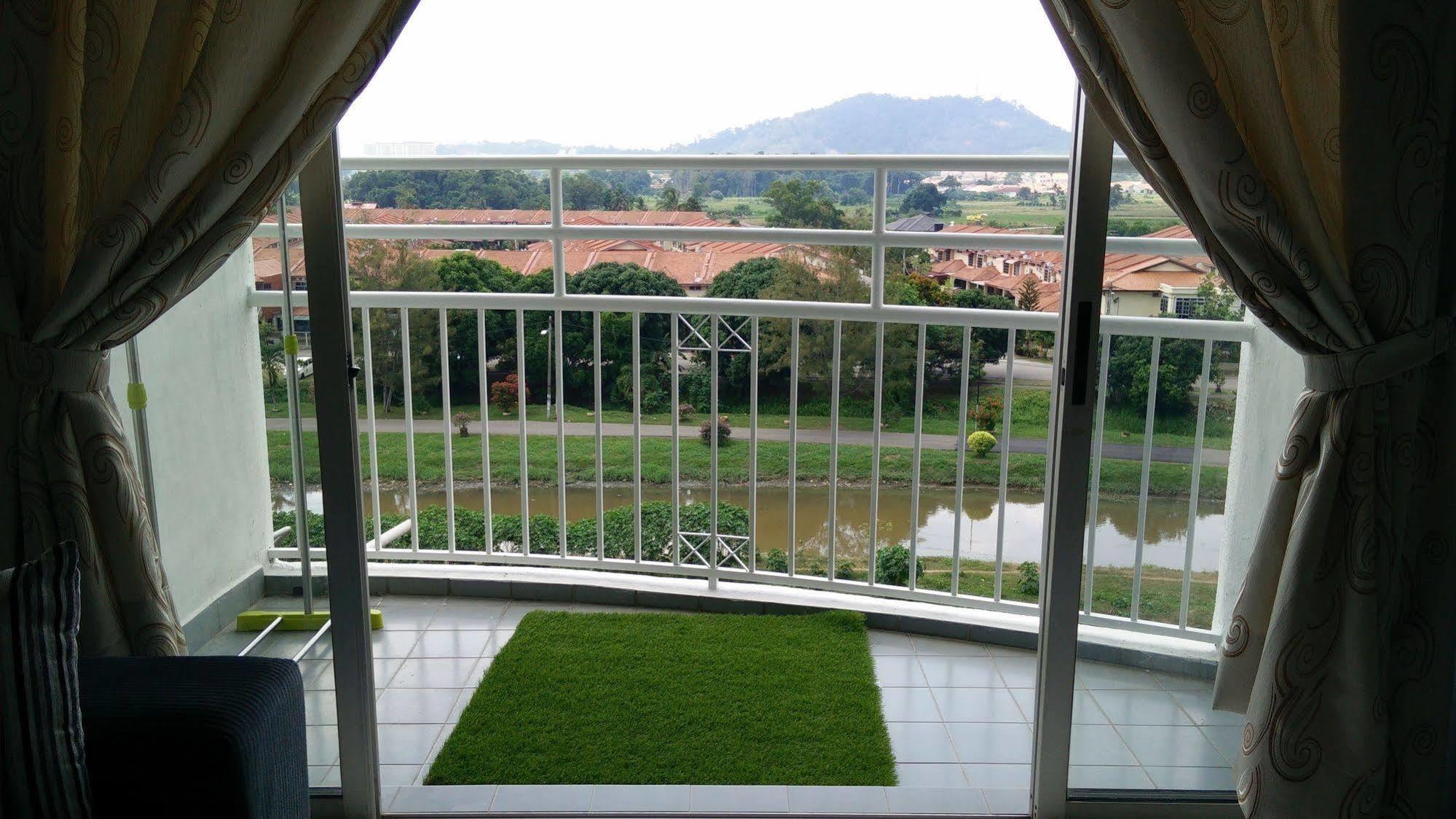 H&A Guest House Malacca Exteriör bild