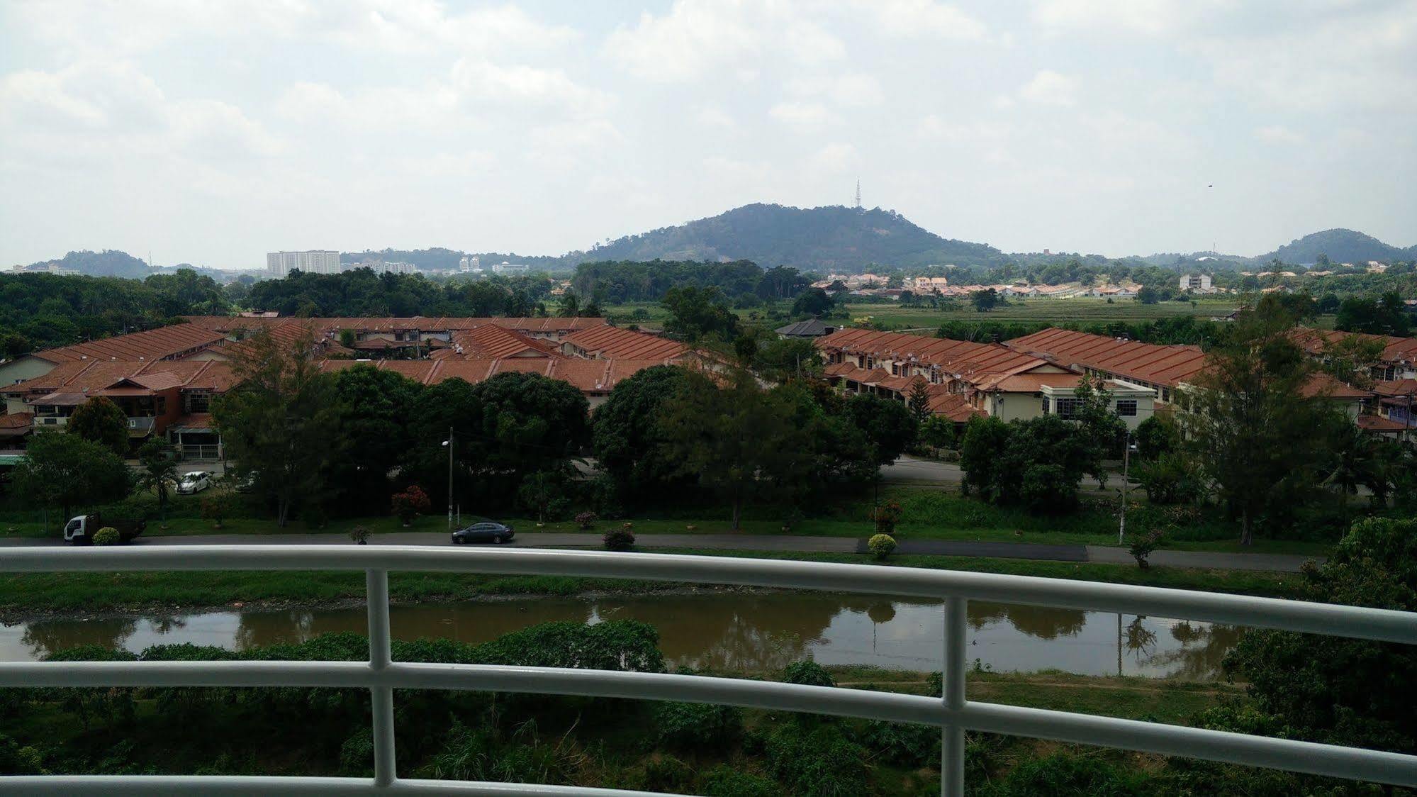 H&A Guest House Malacca Exteriör bild